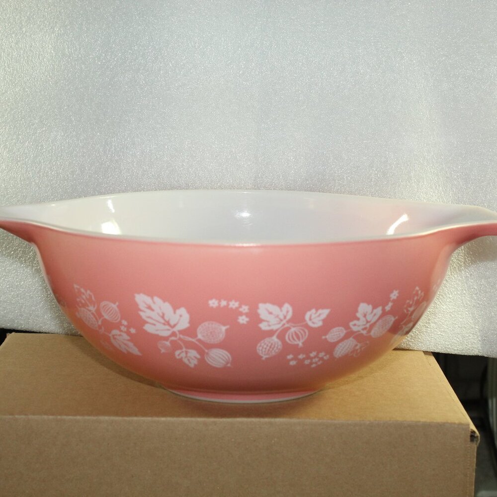 Pyrex Pink Gooseberry Cinderella Mixing Nesting Bowl 4 Qt #444 Vtg - Near Mint